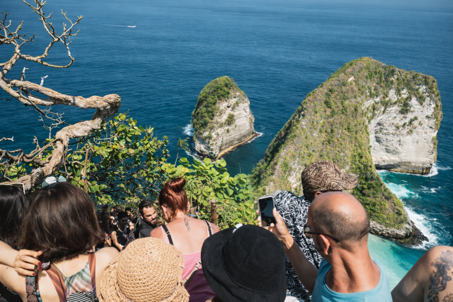 Crowded Nusa Penida viewpoint showing the actual tourist rush